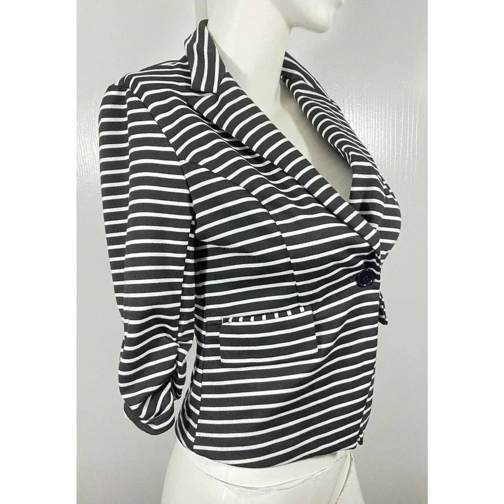 Cato stripped 3/4 sleeve Blazer Single Button - Picture 3 of 7